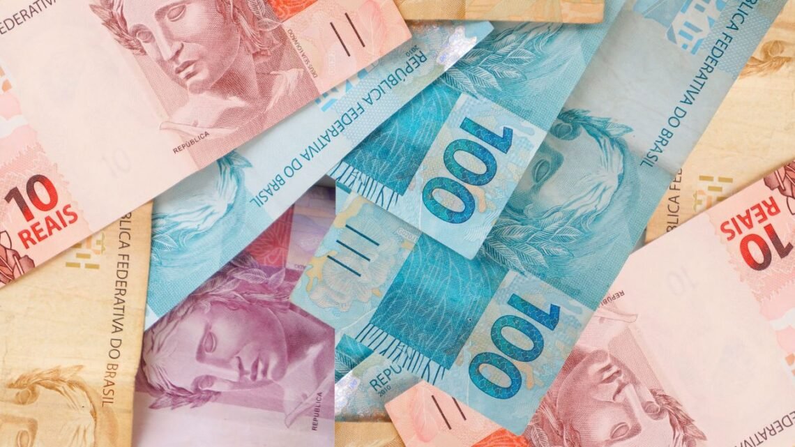 Por que a Economia do Brasil Não Avança? Os Dados que Explicam o Problema