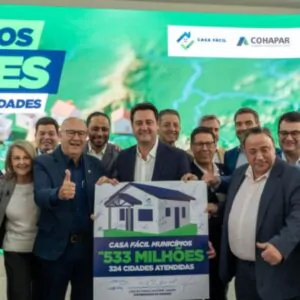 Esta imagem é do artigo: Governo do Paraná investe R$ 533 milhões na construção de casas em 324 municípios programa Casa Fácil transforma vidas